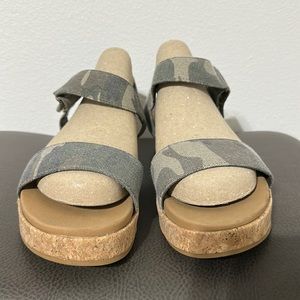 Maurices Camo Felicity PltfrmElstc